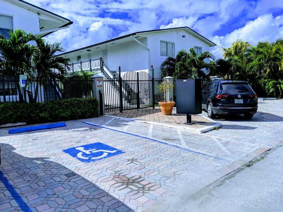 A1 - Endless Summer Vacation Rentals - Affordable Luxury Near Downtown Fort Lauderdale Exterior photo