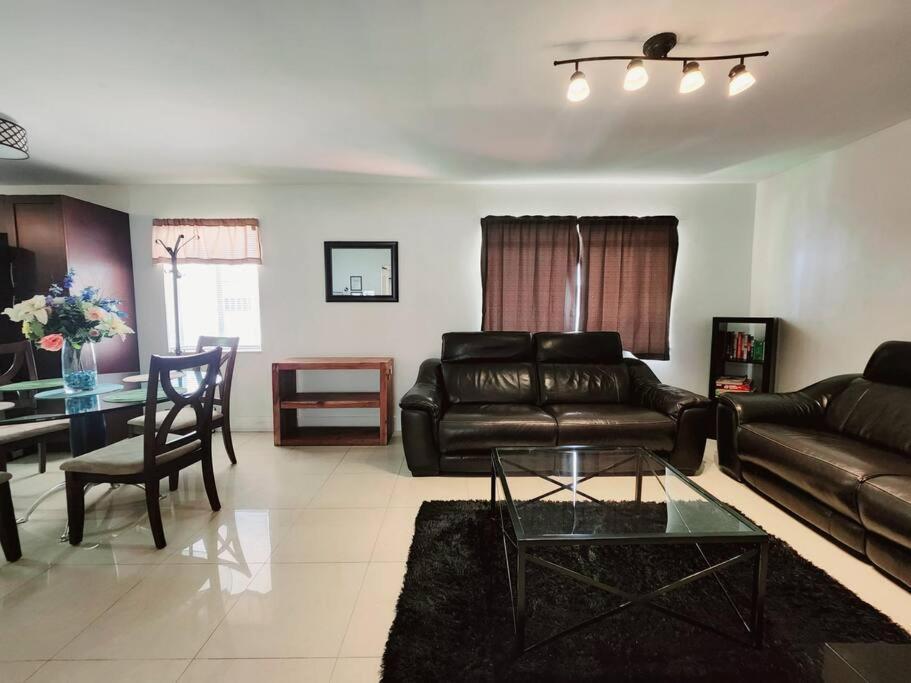 A1 - Endless Summer Vacation Rentals - Affordable Luxury Near Downtown Fort Lauderdale Exterior photo